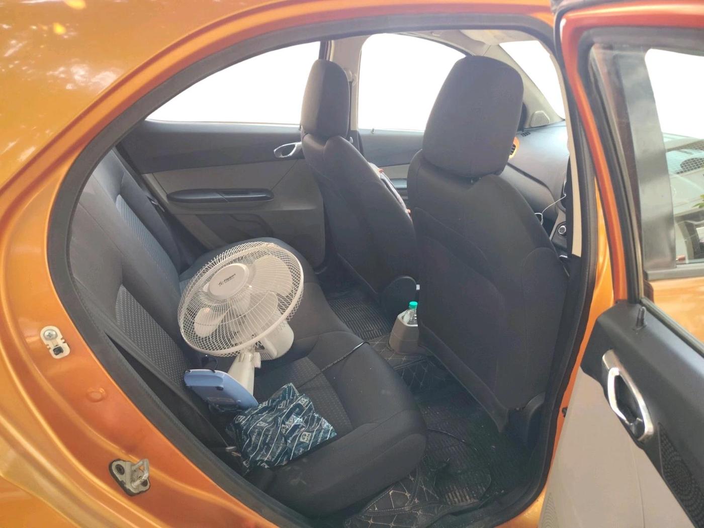 2017 Tata Tiago XZ PETROL, Petrol, Manual, 91,293 km, interior
