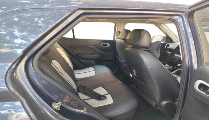 2021 Hyundai VENUE SX 1.0 TURBO, Petrol, Manual, 95,418 km, interior