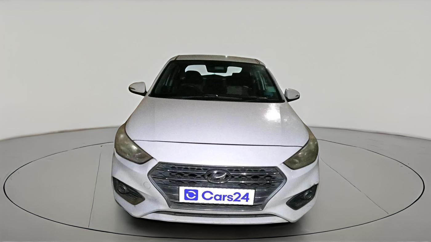 2017 Hyundai Verna 1.6 EX PETROL, Petrol, Manual, 1,76,030 km, exterior
