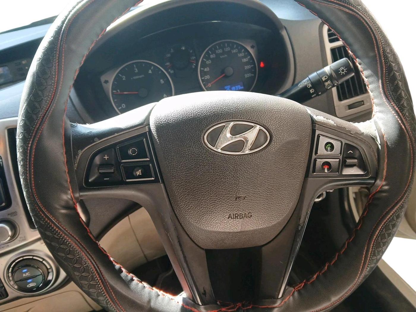 2013 Hyundai i20 SPORTZ 1.4 CRDI, Diesel, Manual, 1,51,839 km, interior