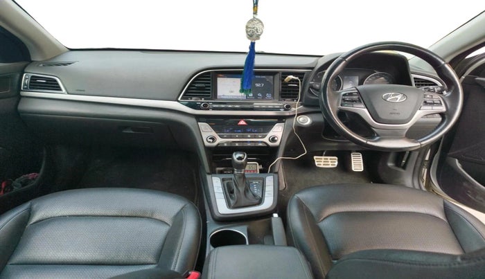 2018 Hyundai New Elantra 2.0 SX(O) AT PETROL, Petrol, Automatic, 57,611 km, interior