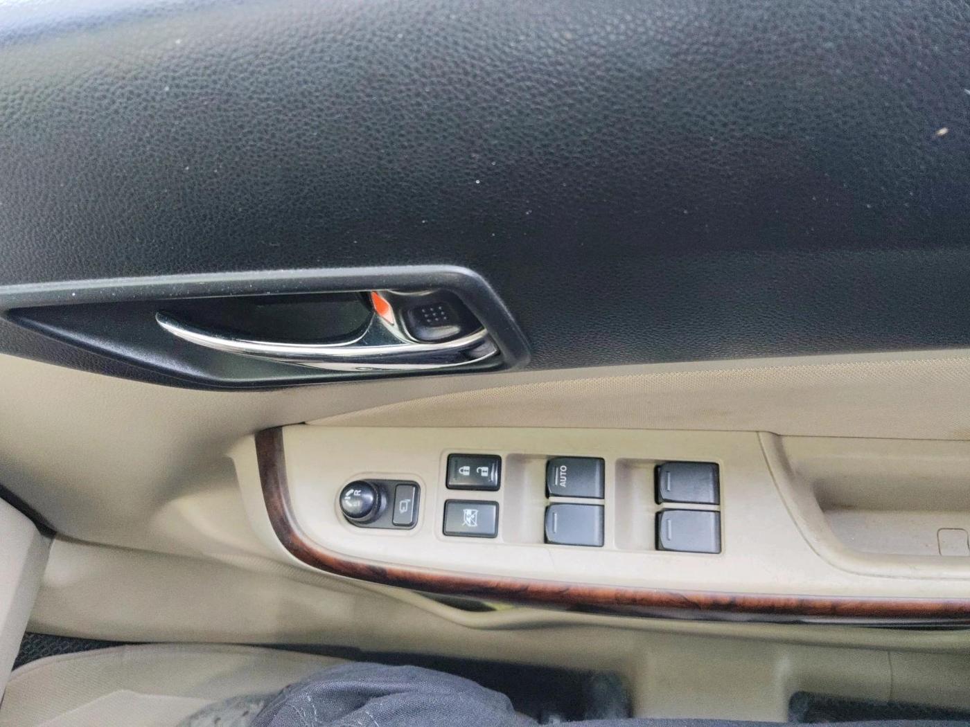 2017 Maruti Dzire ZXI AMT, Petrol, Automatic, 57,829 km, interior