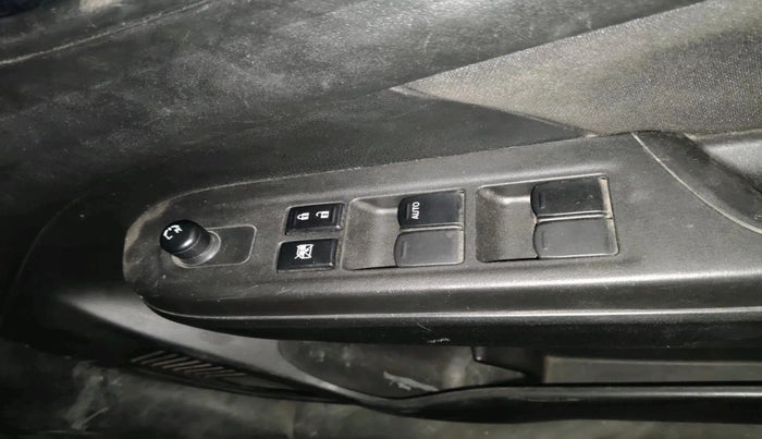 2024 Maruti Swift VXi, Petrol, Manual, 85,479 km, interior