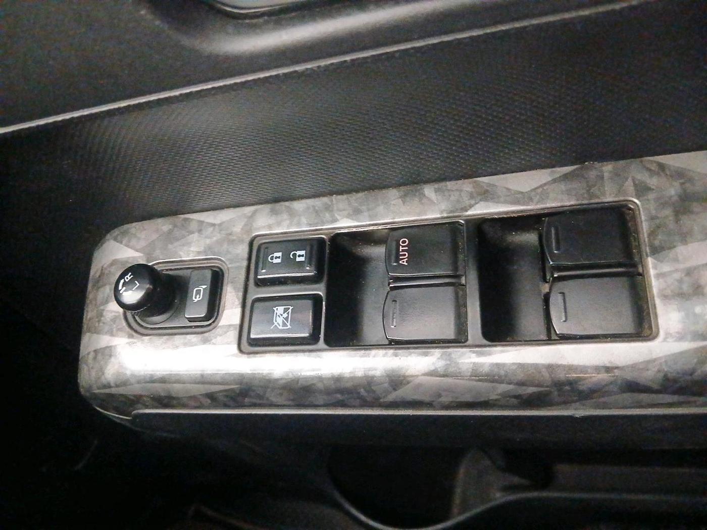 2020 Maruti New Wagon-R ZXI 1.2 AMT, Petrol, Automatic, 82,877 km, interior