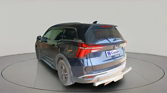 2023 Mahindra XUV700 AX 5 D AT 7 STR, Diesel, Automatic, 43,070 km, exterior