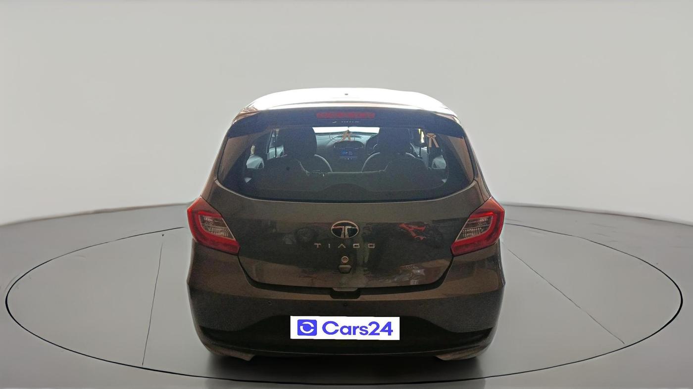 2026 Tata Tiago XE PETROL, Petrol, Manual, 5,712 km, exterior