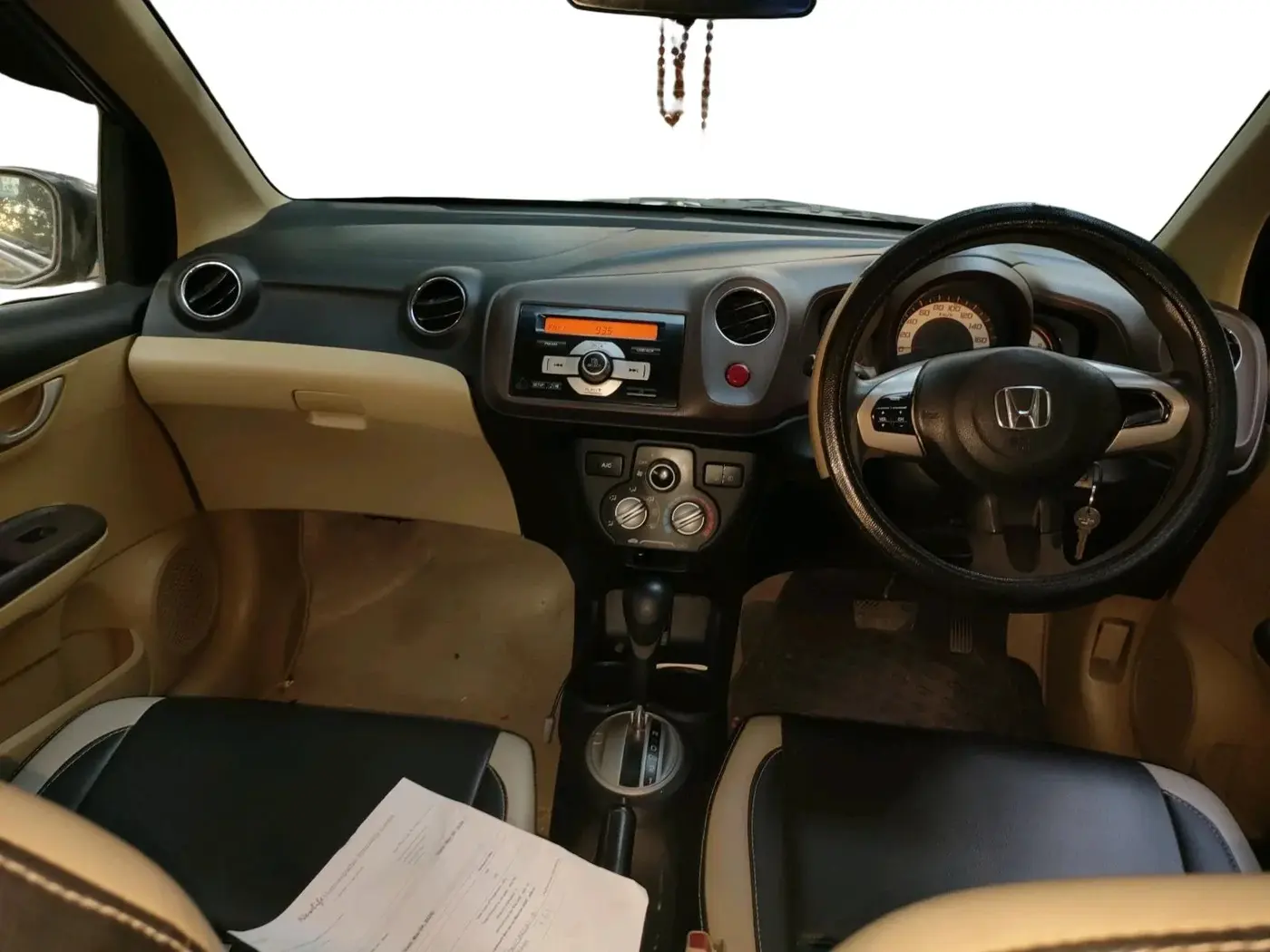 2013 Honda Brio VX AT, Petrol, Automatic, 91,600 km, interior