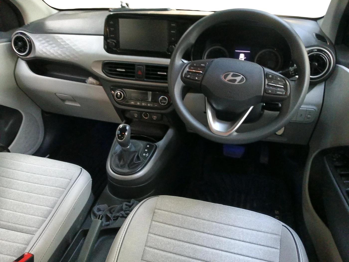 2023 Hyundai GRAND I10 NIOS SPORTZ AMT 1.2 KAPPA VTVT, Petrol, Automatic, 17,471 km, interior