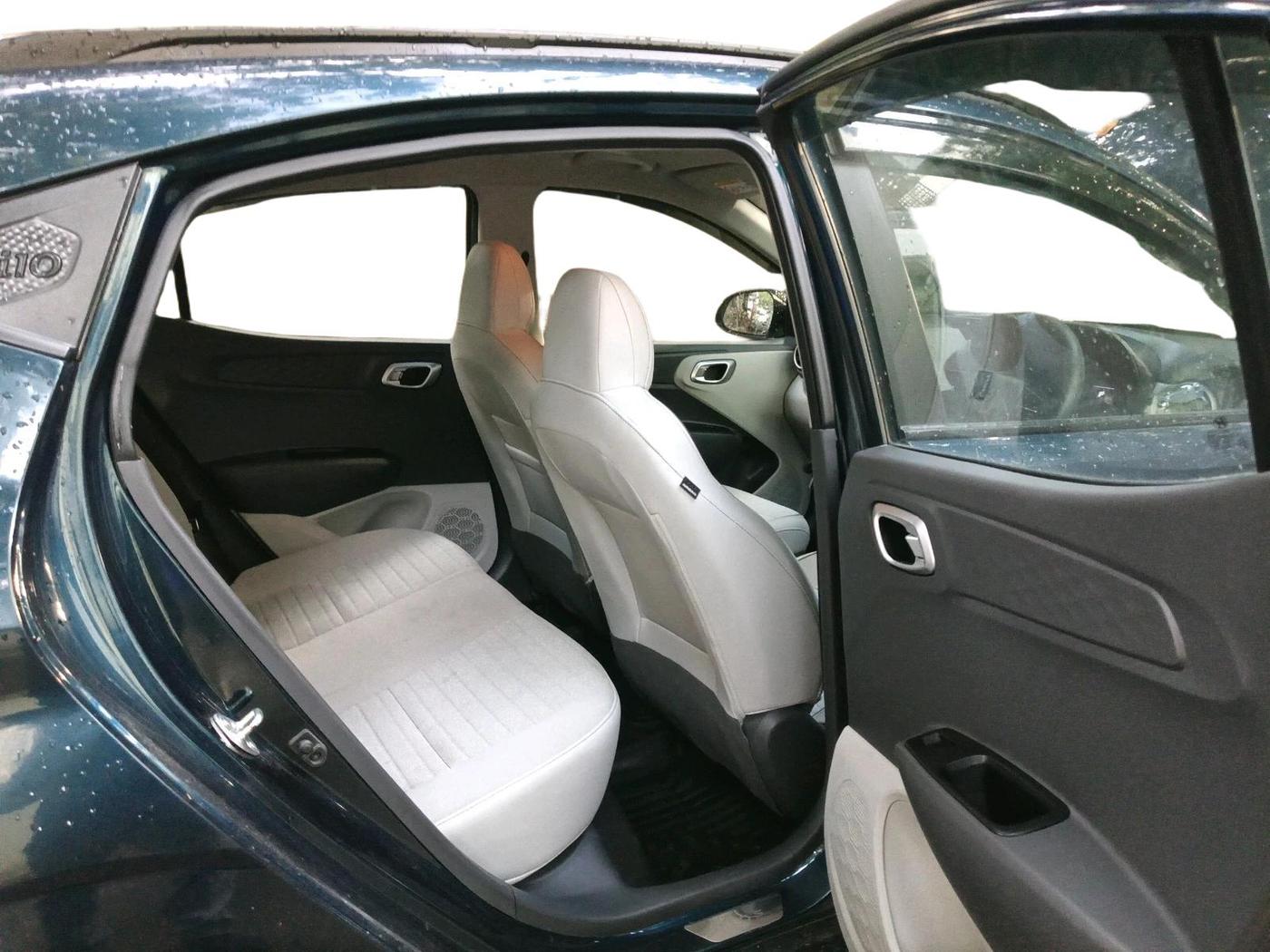2023 Hyundai GRAND I10 NIOS SPORTZ AMT 1.2 KAPPA VTVT, Petrol, Automatic, 17,471 km, interior