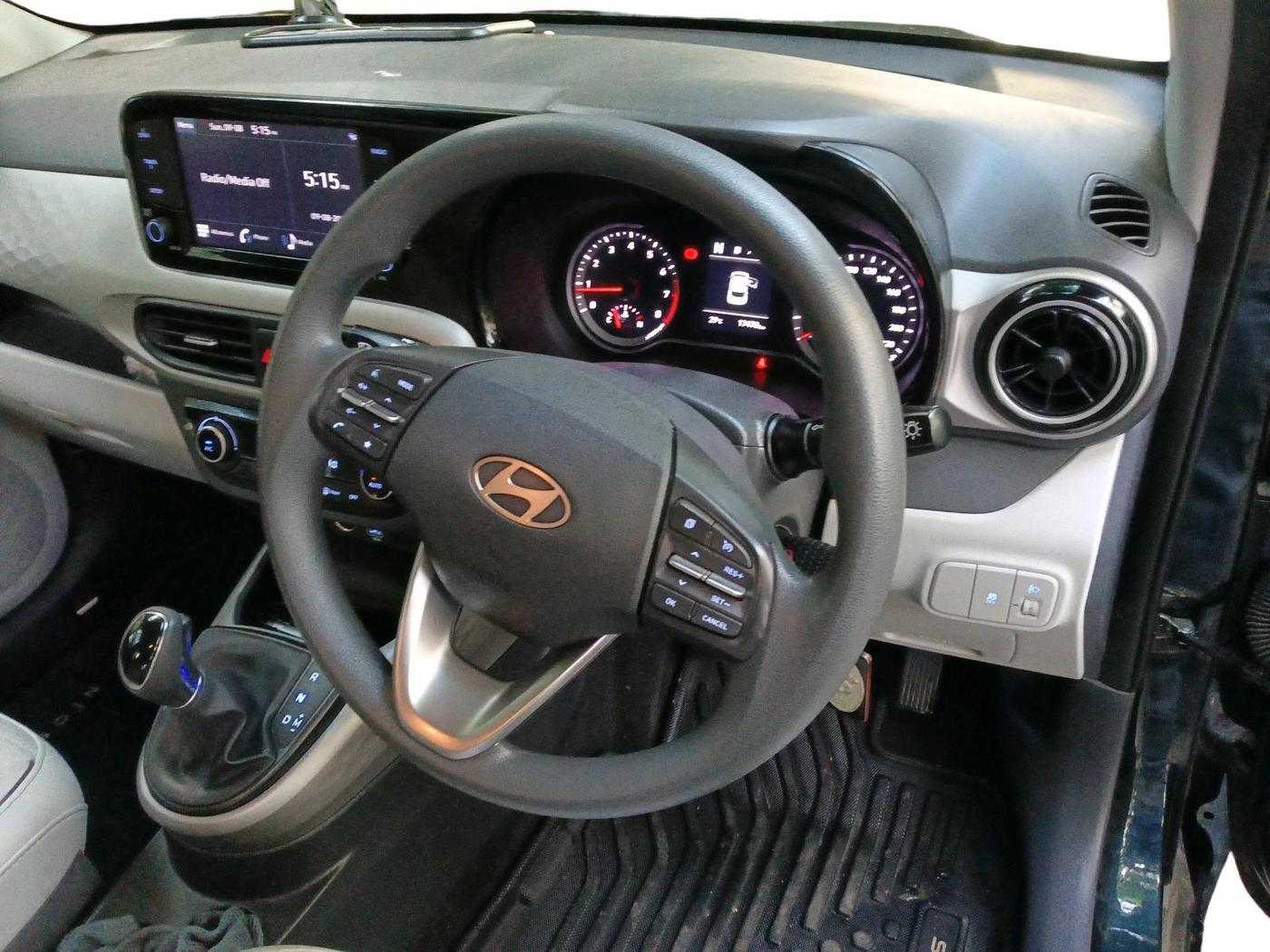 2023 Hyundai GRAND I10 NIOS SPORTZ AMT 1.2 KAPPA VTVT, Petrol, Automatic, 17,471 km, interior
