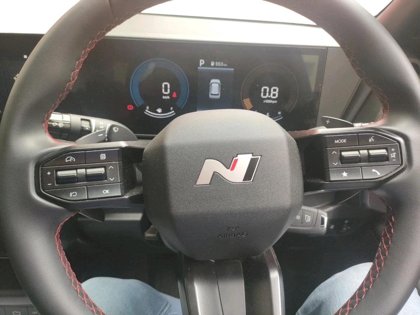 2025 Hyundai VENUE N LINE N6 1.0 Turbo DCT Dual Tone, Petrol, Automatic, 14,206 km, interior