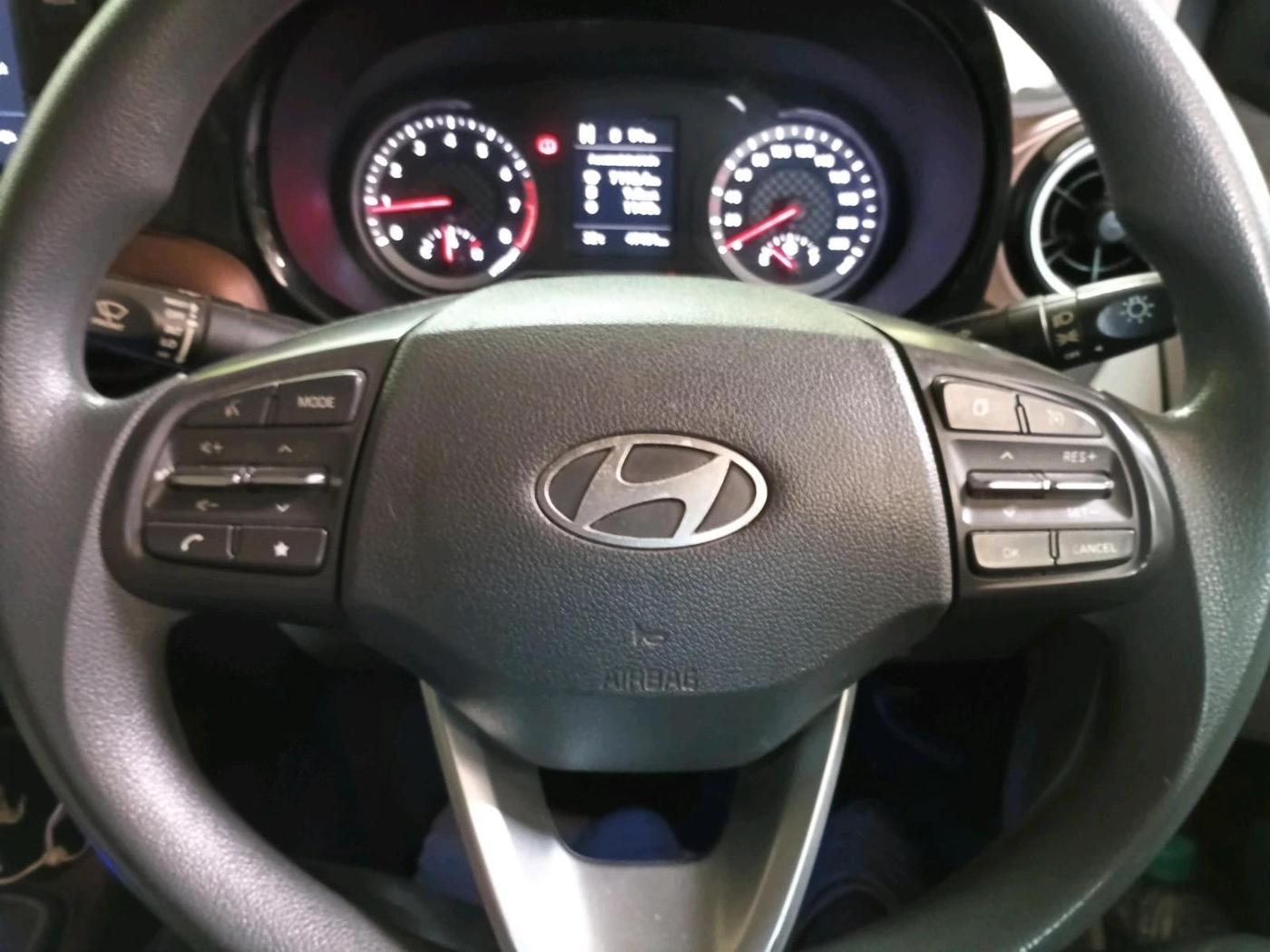 2023 Hyundai AURA SX PLUS 1.2 AMT, Petrol, Automatic, 48,065 km, interior