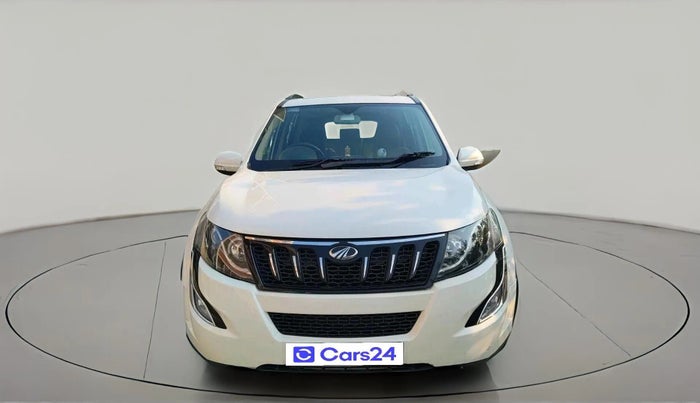 2017 Mahindra XUV500 W10 AT, Diesel, Automatic, 81,515 km, exterior