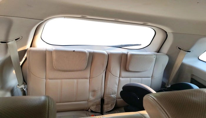 2017 Mahindra XUV500 W10 AT, Diesel, Automatic, 81,515 km, interior