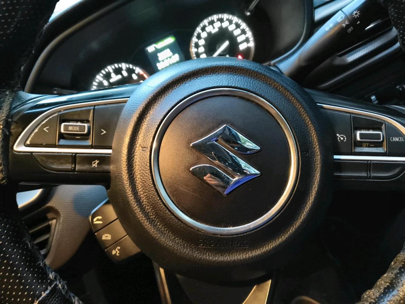 2024 Maruti BREZZA ZXI S-CNG, CNG, Manual, 43,856 km, interior