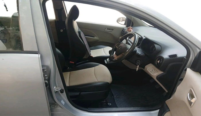 2018 Hyundai NEW SANTRO SPORTZ MT, Petrol, Manual, 88,057 km, interior