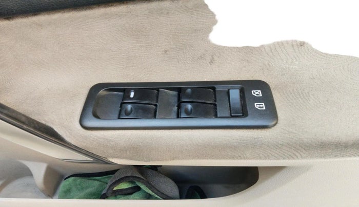 2012 Ford Fiesta Classic SXI 1.4 DIESEL, Diesel, Manual, 2,05,191 km, interior