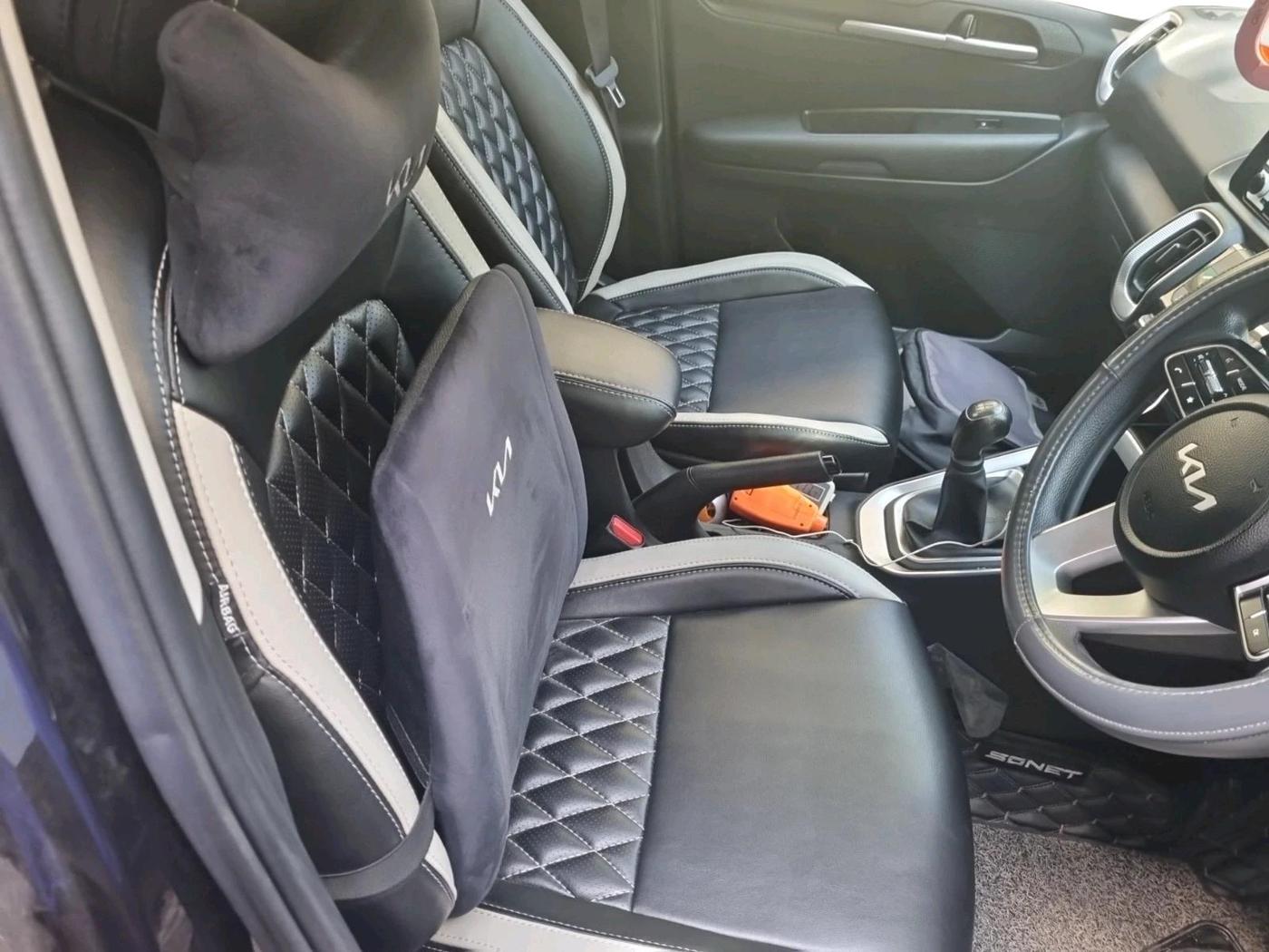 2024 KIA SONET HTK PLUS 1.2 PETROL MT, Petrol, Manual, 29,162 km, interior