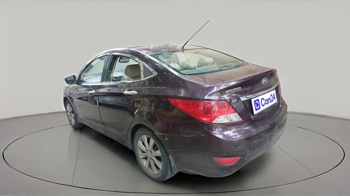 2011 Hyundai Verna FLUIDIC 1.6 CRDI SX, Diesel, Manual, 1,39,859 km, exterior