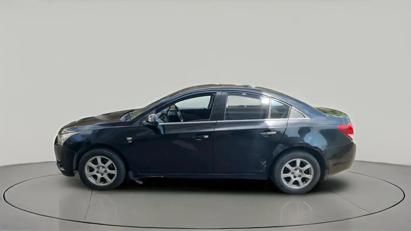 2011 Chevrolet Cruze LTZ AT, Diesel, Automatic, 1,72,051 km, exterior