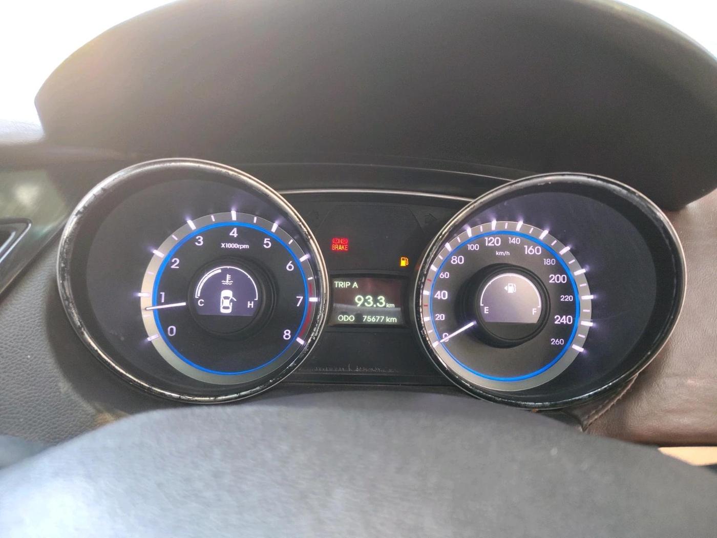 2012 Hyundai Sonata 2.4 GDI MT, Petrol, Manual, 75,677 km, interior