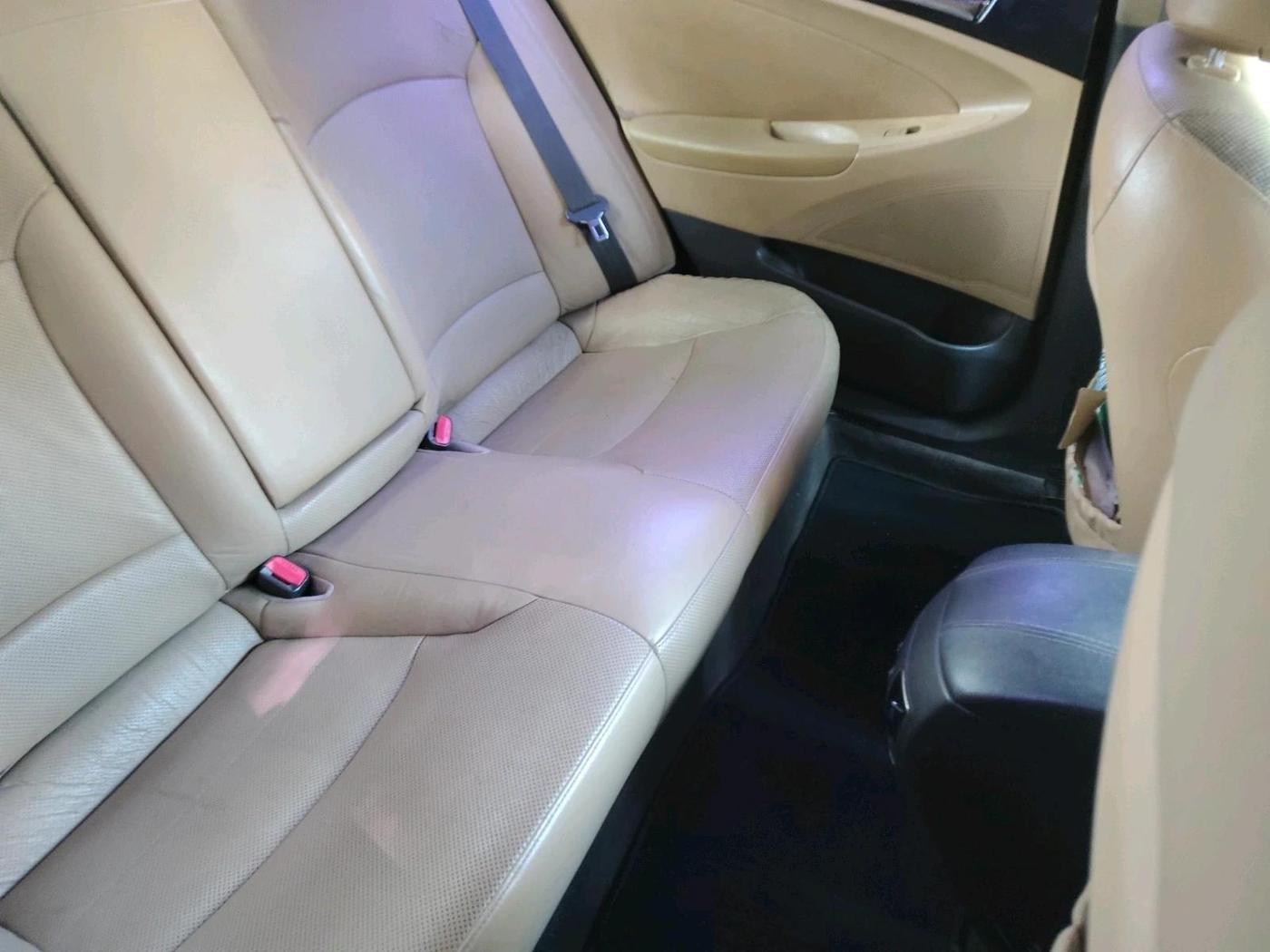 2012 Hyundai Sonata 2.4 GDI MT, Petrol, Manual, 75,677 km, interior