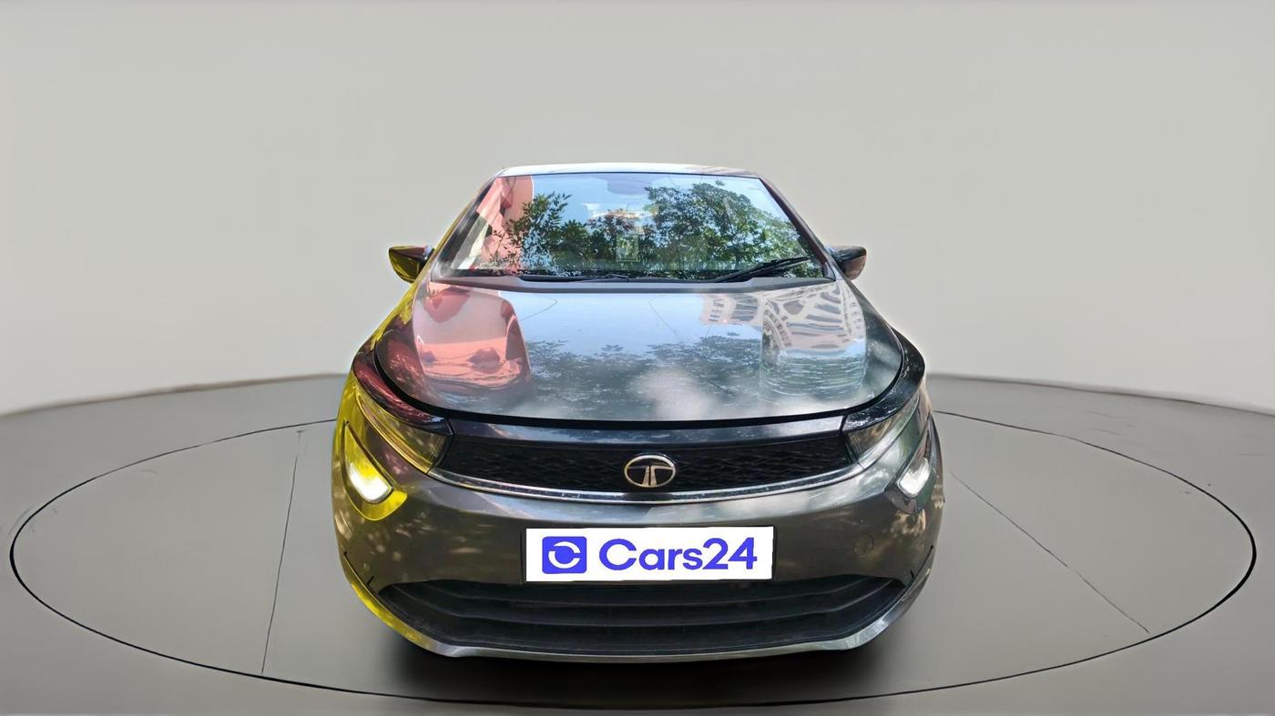 2024 Tata ALTROZ XZ PETROL, Petrol, Manual, 12,502 km, exterior