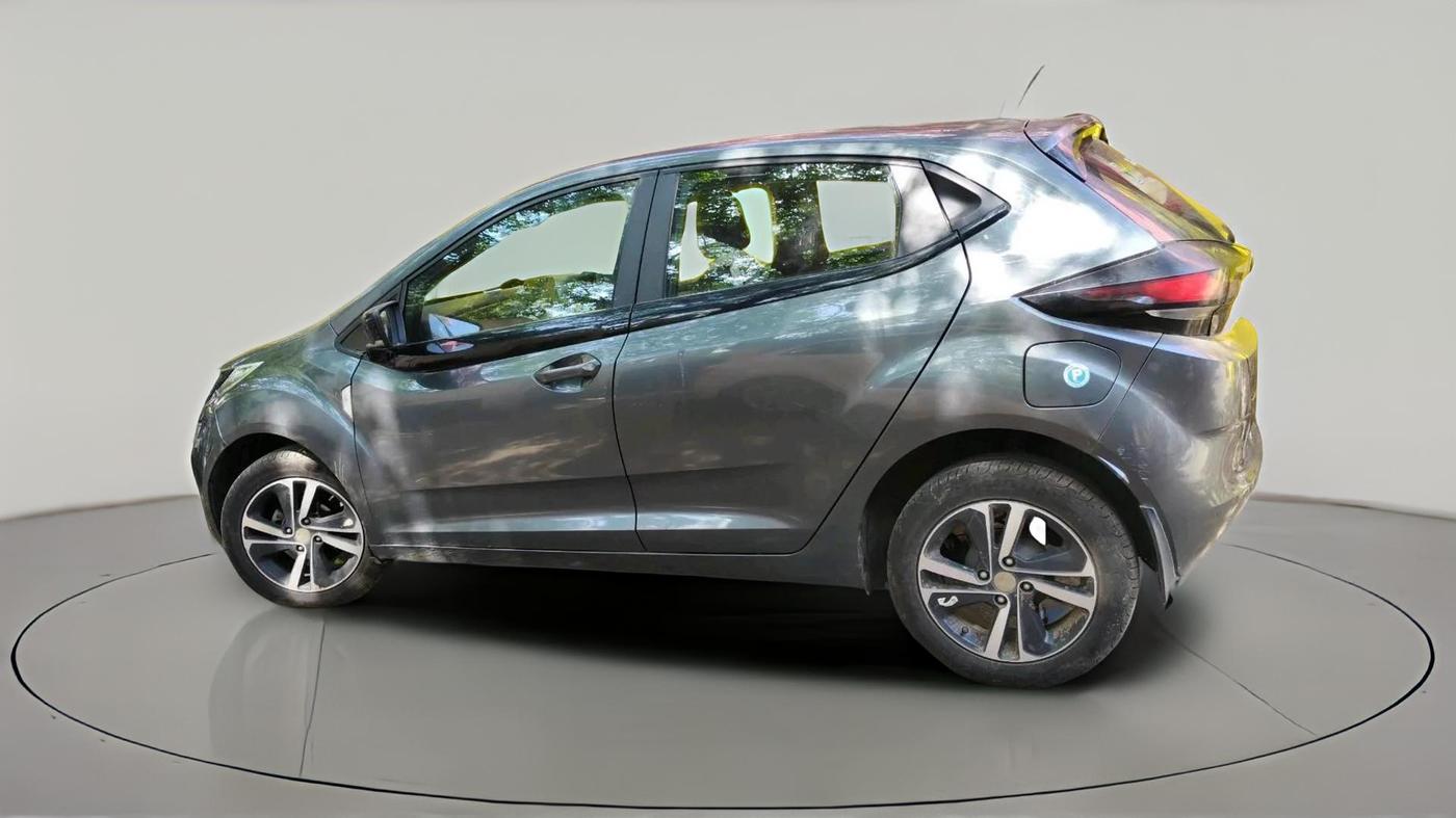 2024 Tata ALTROZ XZ PETROL, Petrol, Manual, 12,502 km, exterior