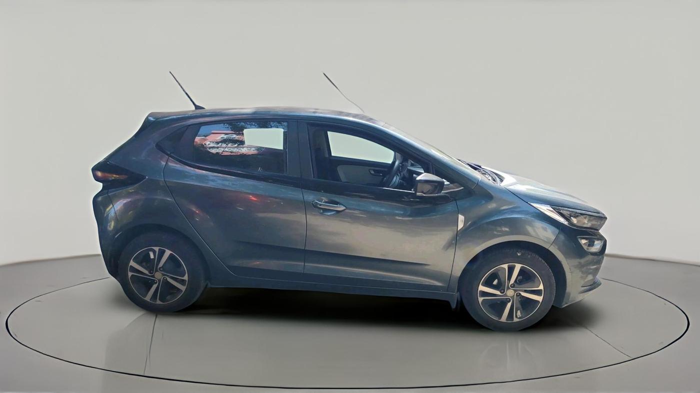 2024 Tata ALTROZ XZ PETROL, Petrol, Manual, 12,502 km, exterior