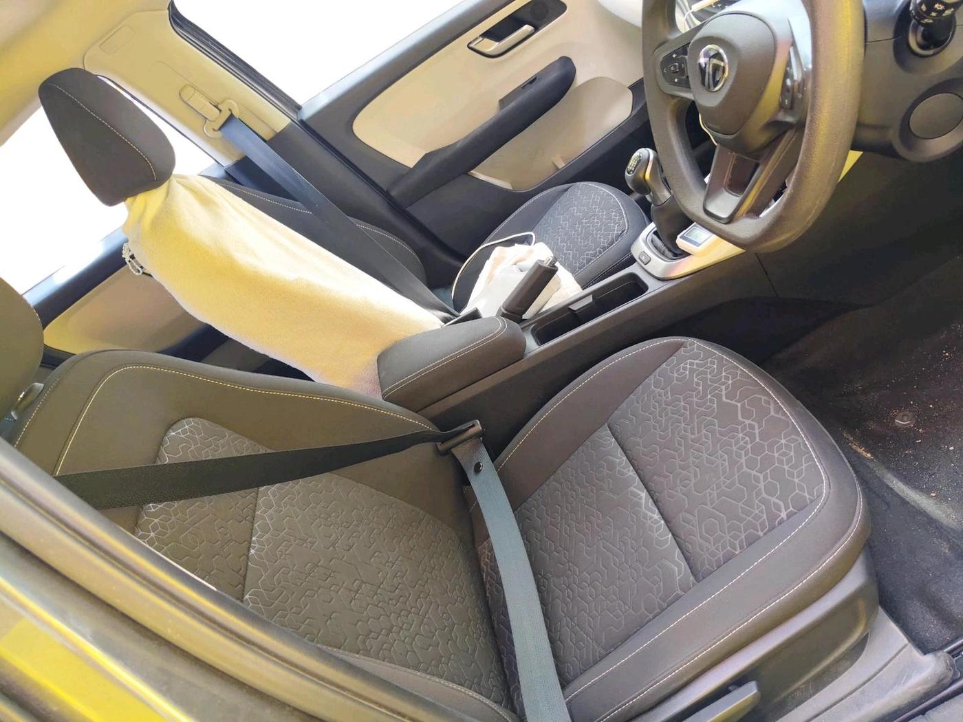 2024 Tata ALTROZ XZ PETROL, Petrol, Manual, 12,502 km, interior