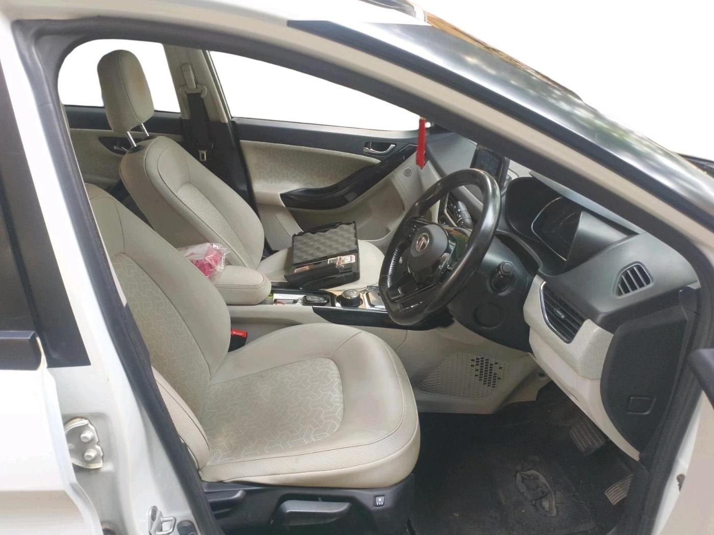 2023 Tata NEXON XZA PLUS LUXURY SUNROOF DIESEL, Diesel, Automatic, 83,720 km, interior