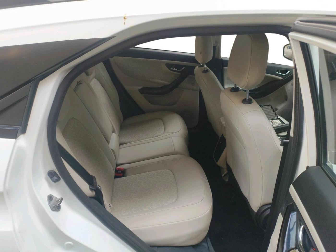 2023 Tata NEXON XZA PLUS LUXURY SUNROOF DIESEL, Diesel, Automatic, 83,720 km, interior