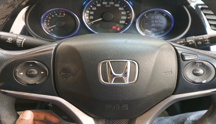 2015 Honda City 1.5L I-VTEC V MT, Petrol, Manual, 1,97,825 km, interior
