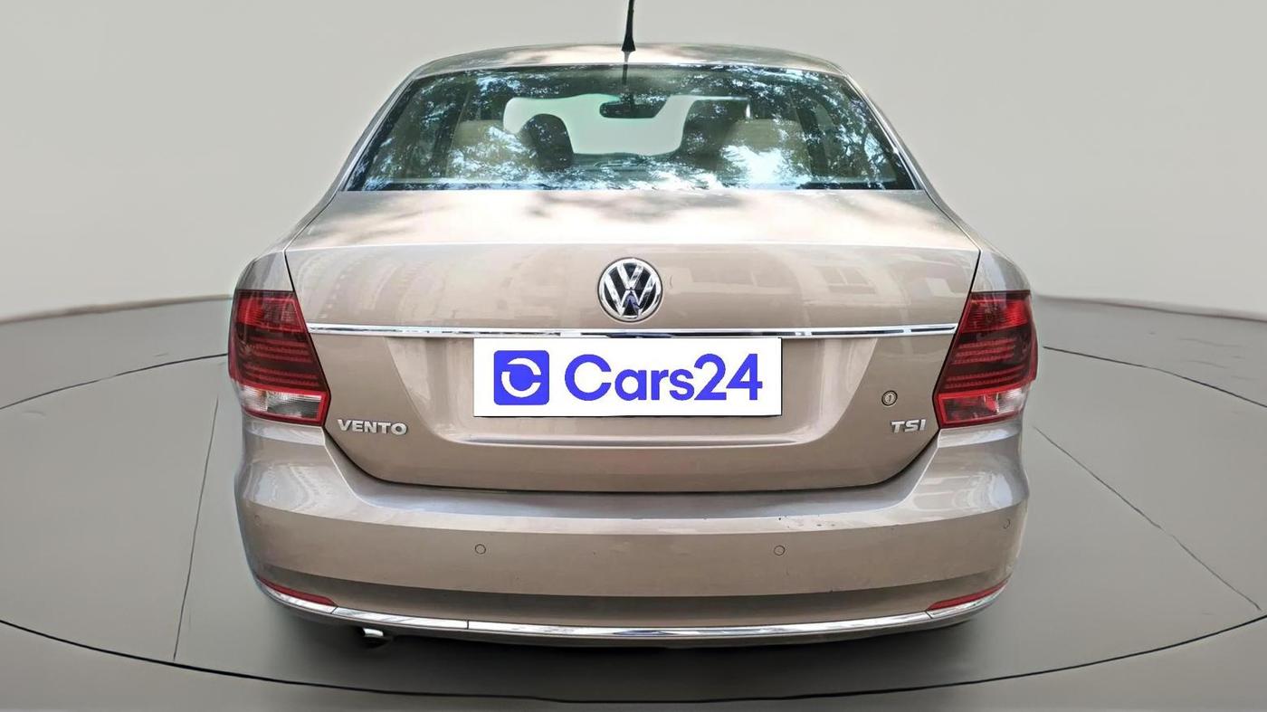 2016 Volkswagen Vento HIGHLINE PETROL AT, Petrol, Automatic, 1,65,142 km, exterior
