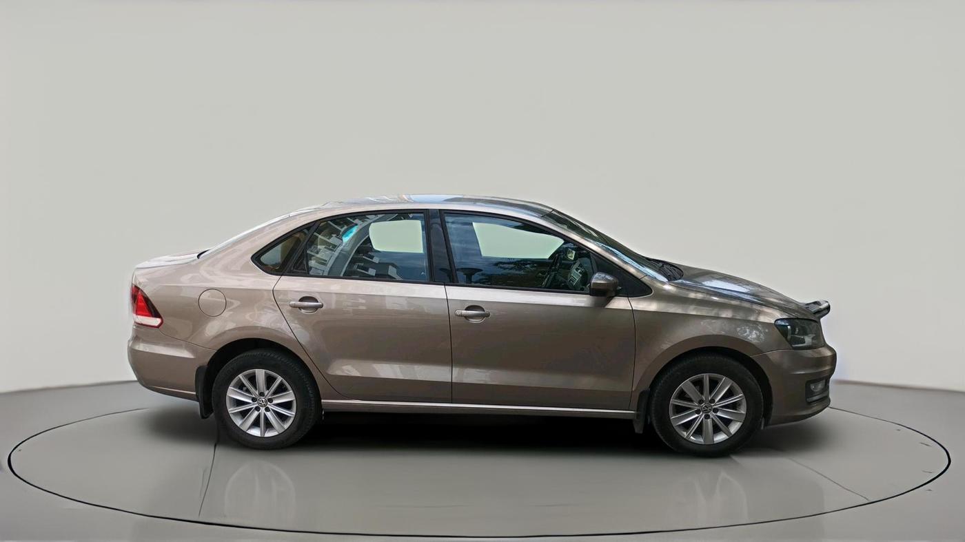 2016 Volkswagen Vento HIGHLINE PETROL AT, Petrol, Automatic, 1,65,142 km, exterior