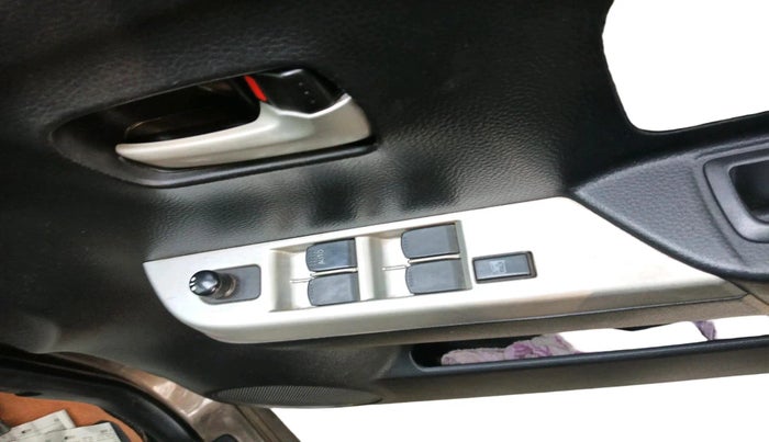 2013 Maruti Wagon R 1.0 VXI, Petrol, Manual, 45,007 km, interior