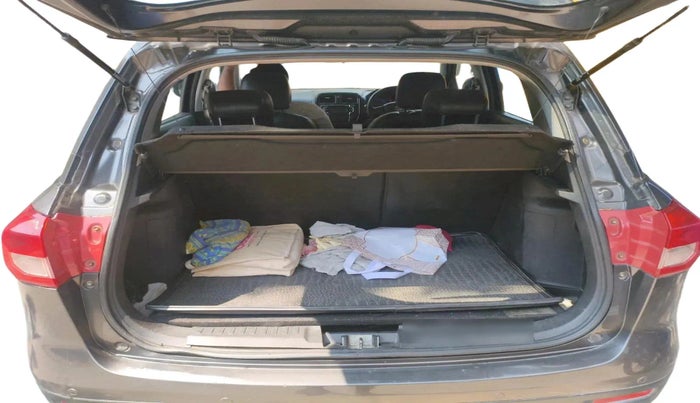 2018 Maruti Vitara Brezza ZDI, Diesel, Manual, 1,32,556 km, exterior