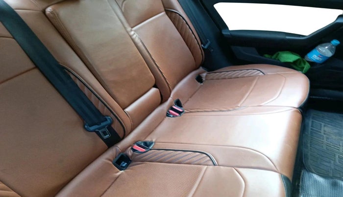 2022 Skoda SLAVIA AMBITION 1.0L TSI MT, Petrol, Manual, 83,381 km, interior