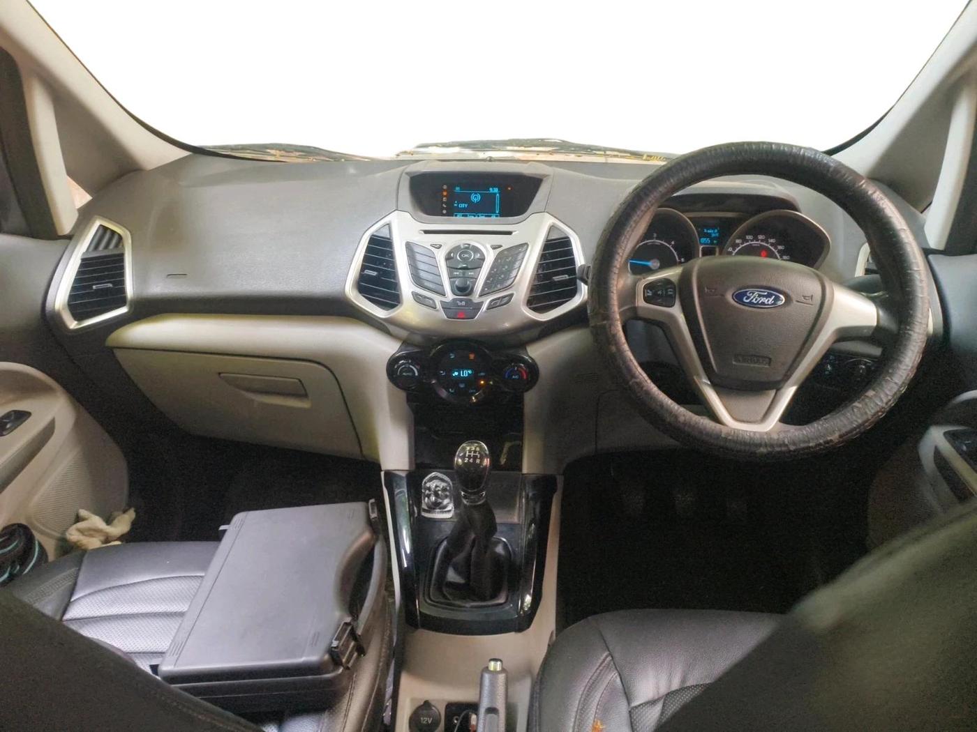 2016 Ford Ecosport TITANIUM 1.5L DIESEL, Diesel, Manual, 1,01,855 km, interior