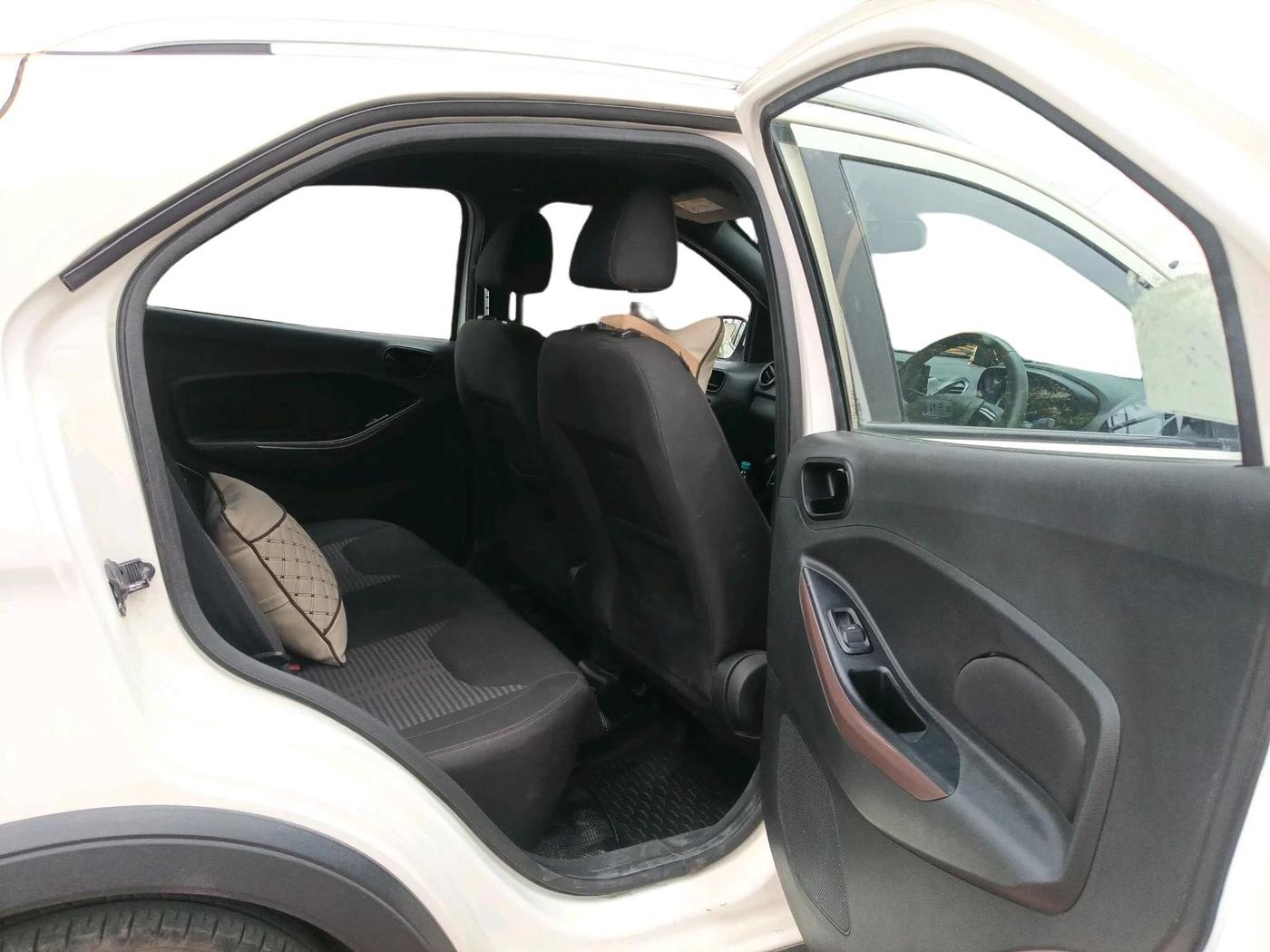 2021 Ford FREESTYLE TITANIUM PLUS 1.2 PETROL, Petrol, Manual, 17,195 km, interior