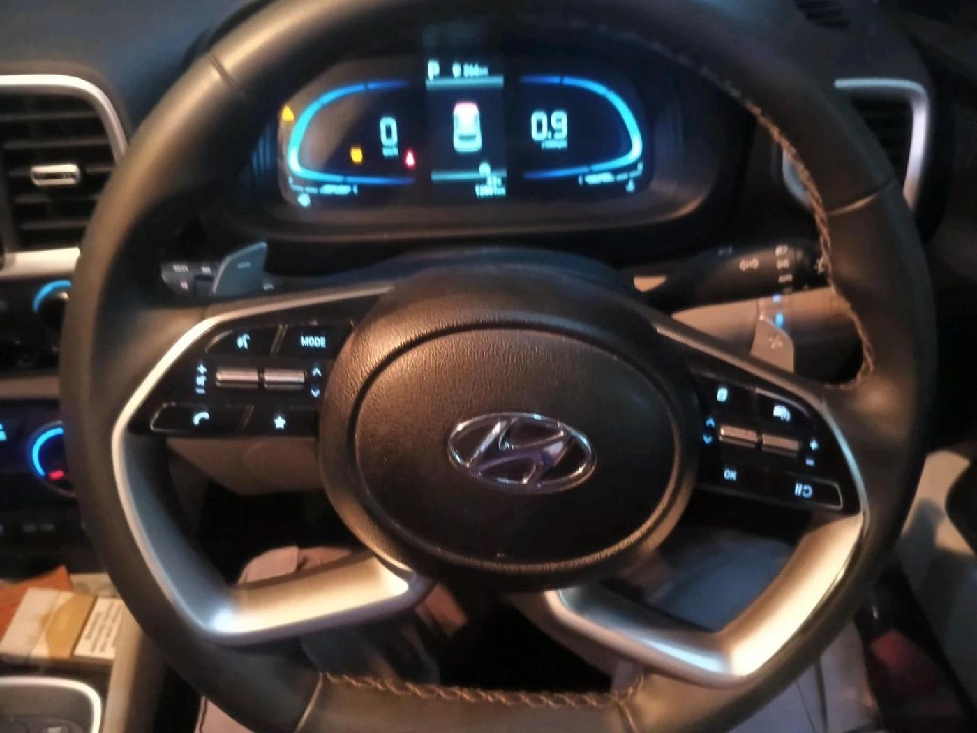 2024 Hyundai VENUE S (O) 1.0 Turbo Petrol DCT, Petrol, Automatic, 12,801 km, interior