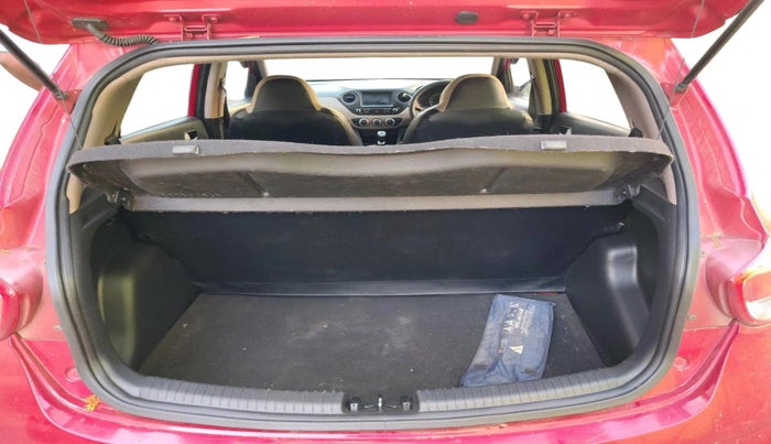 2017 Hyundai Grand i10 SPORTZ (O) 1.2 KAPPA VTVT, Petrol, Manual, 37,242 km, exterior