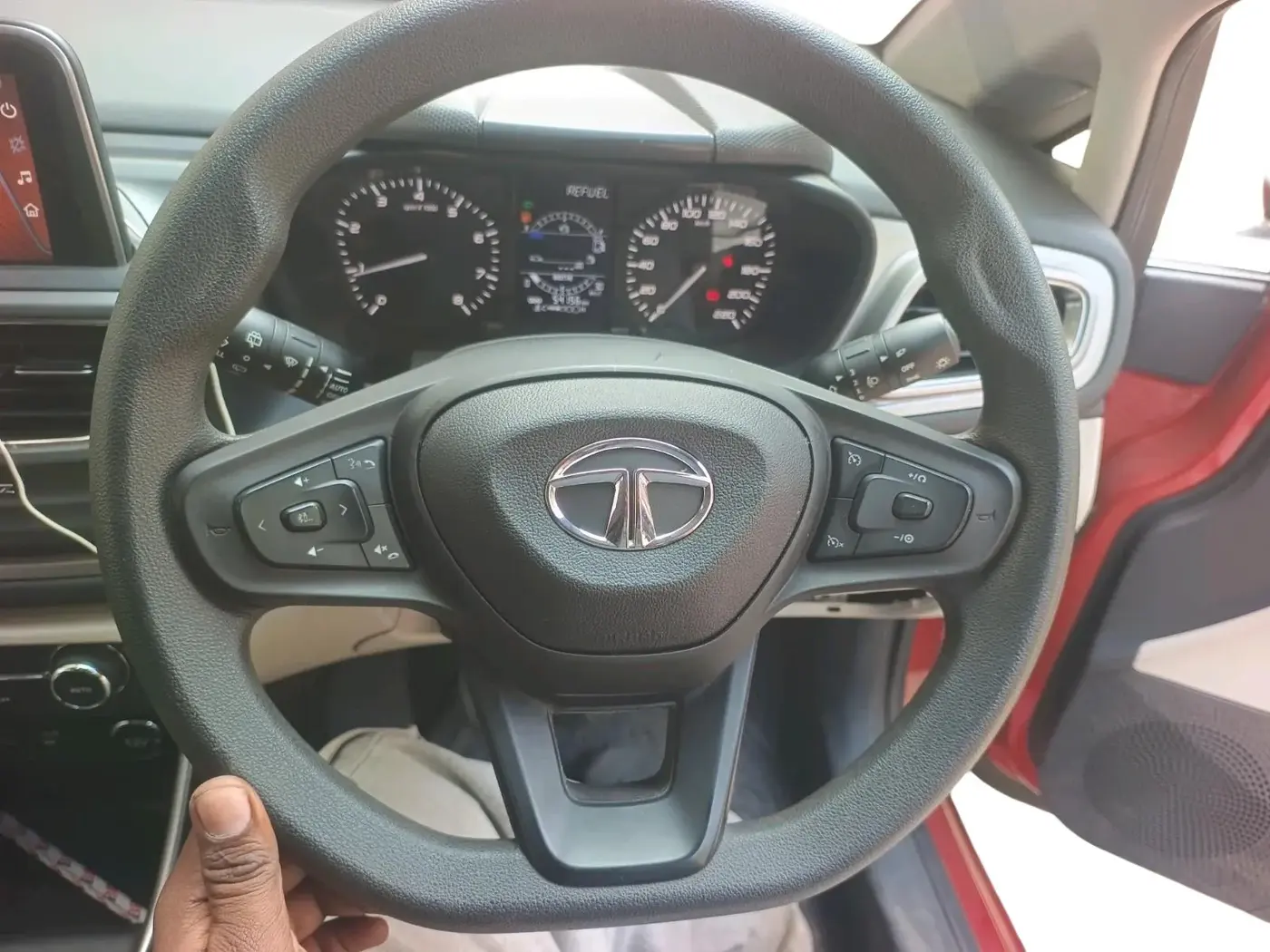 2022 Tata ALTROZ XZ PETROL, Petrol, Manual, 54,157 km, interior