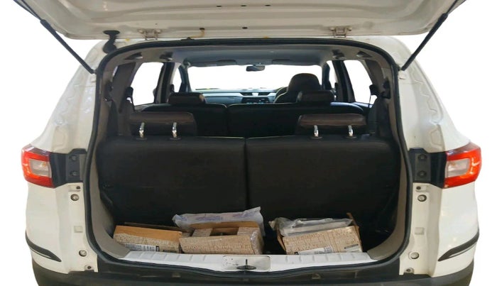 2019 Renault TRIBER RXZ, Petrol, Manual, 1,70,911 km, exterior