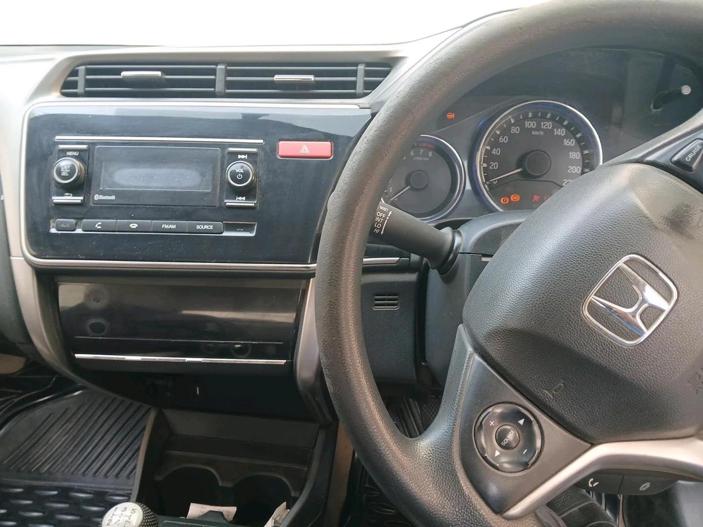 2015 Honda City 1.5L I-VTEC SV, Petrol, Manual, 50,000 km, interior