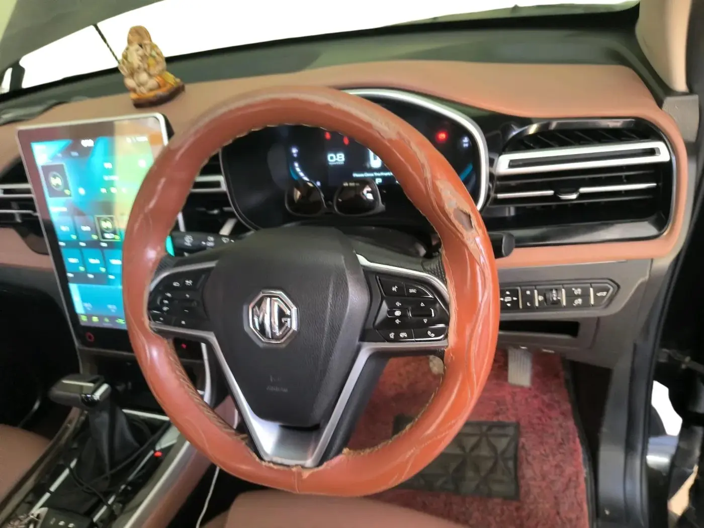 2023 MG HECTOR PLUS SAVVY PRO 1.5 TURBO CVT 6 STR, Petrol, Automatic, 15,50,000 km, interior