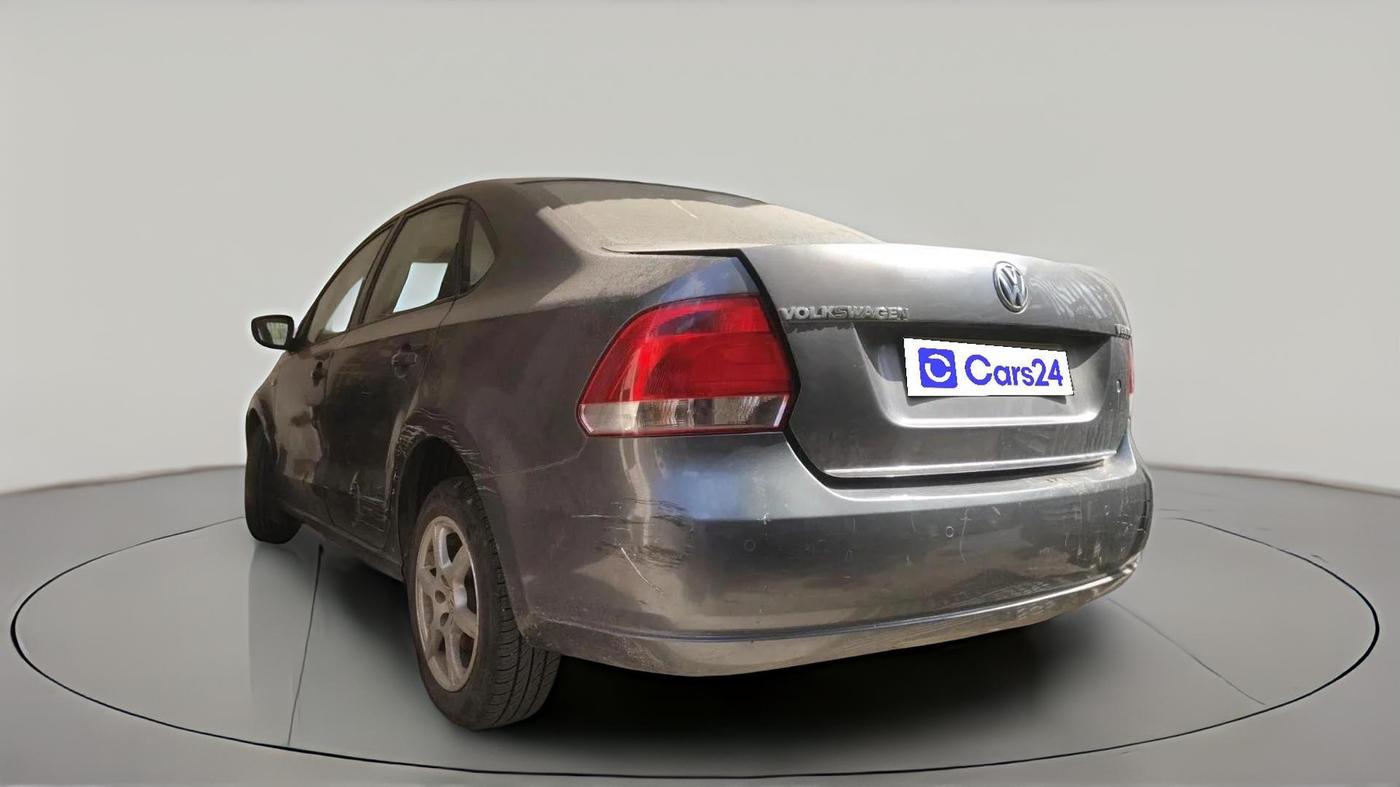 2013 Volkswagen Vento HIGHLINE 1.6 MPI, Petrol, Manual, 73,867 km, exterior