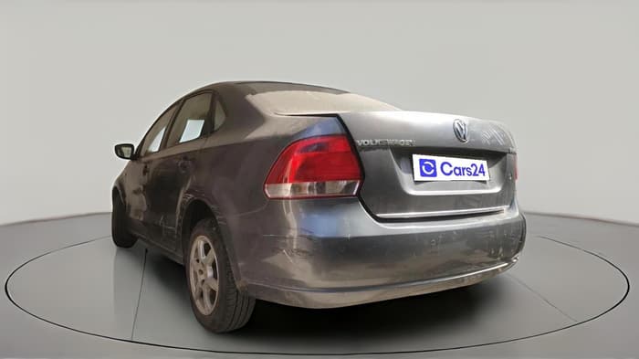 2013 Volkswagen Vento HIGHLINE 1.6 MPI, Petrol, Manual, 73,867 km, exterior