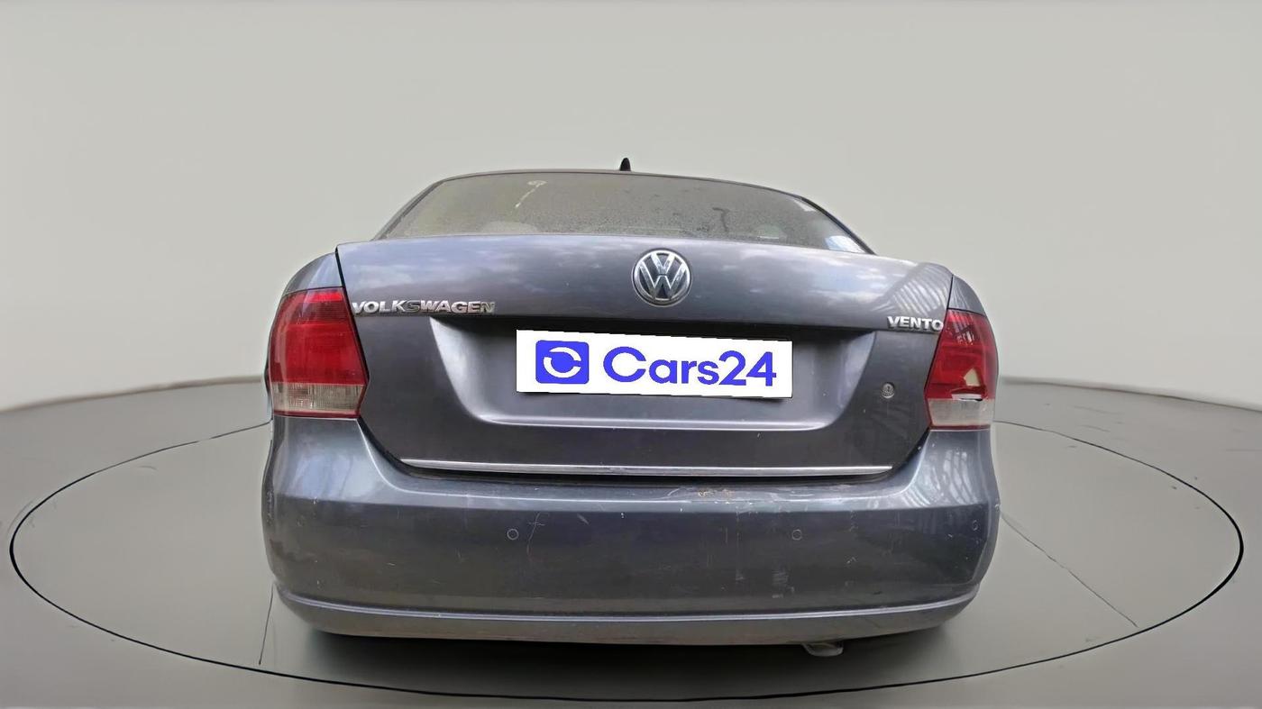 2013 Volkswagen Vento HIGHLINE 1.6 MPI, Petrol, Manual, 73,867 km, exterior
