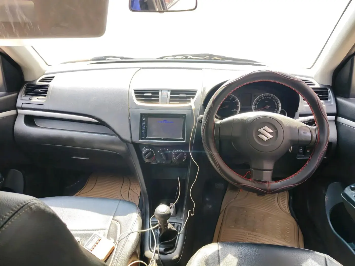 2014 Maruti Swift VXI, Petrol, Manual, 54,218 km, interior